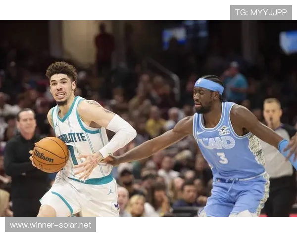 米切尔爆发骑士七连胜再擒黄蜂